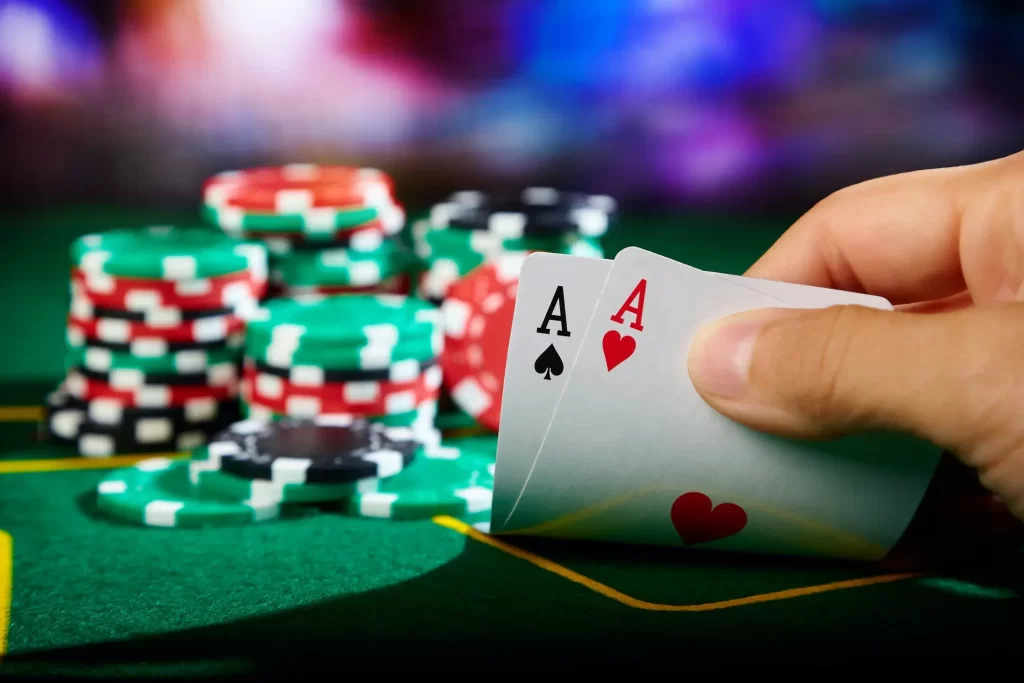 Luật Chơi Poker Cơ Bản